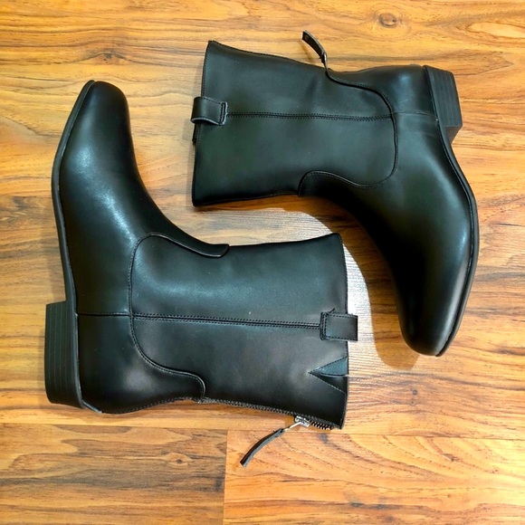 Comfort view New Black Leather 8WW Booties - Picture 3 of 5